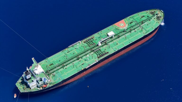 2026-09-22-oil-tanker-shortage-and-market-dynamics-wall-str-feat