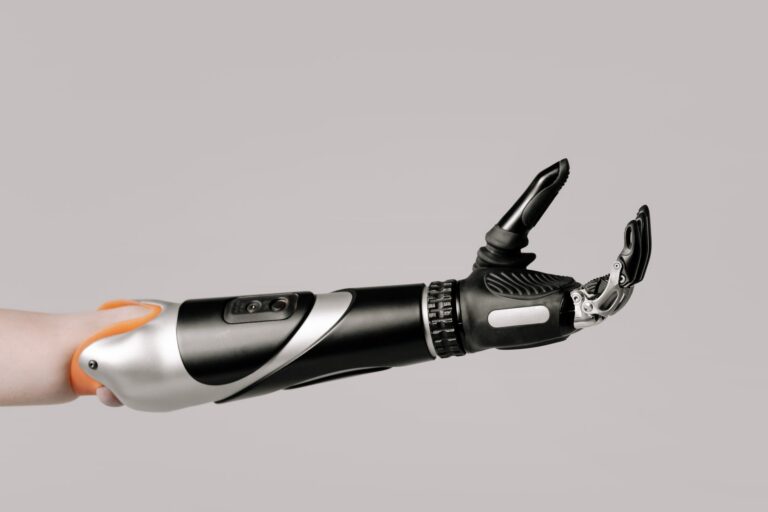 2026-09-22-revolutionary-bionic-arm-enters-first-home-trial-feat