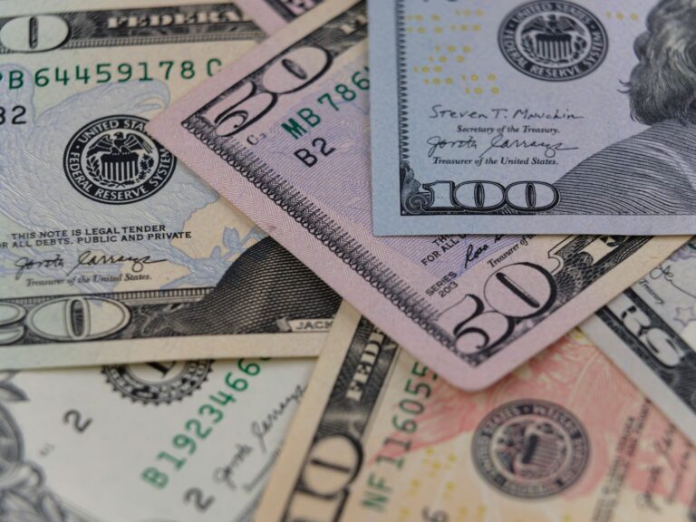 2026-10-09-tariffs-blamed-for-inflation-on-everyday-items-s-feat