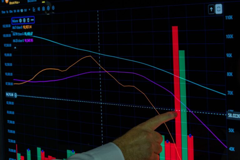 2026-10-11-bitcoin-s-volatility-and-treasury-yields-navigat-feat