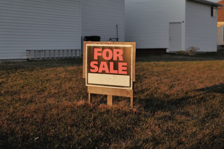 2026-10-11-high-mortgage-rates-a-double-edged-sword-for-the-feat