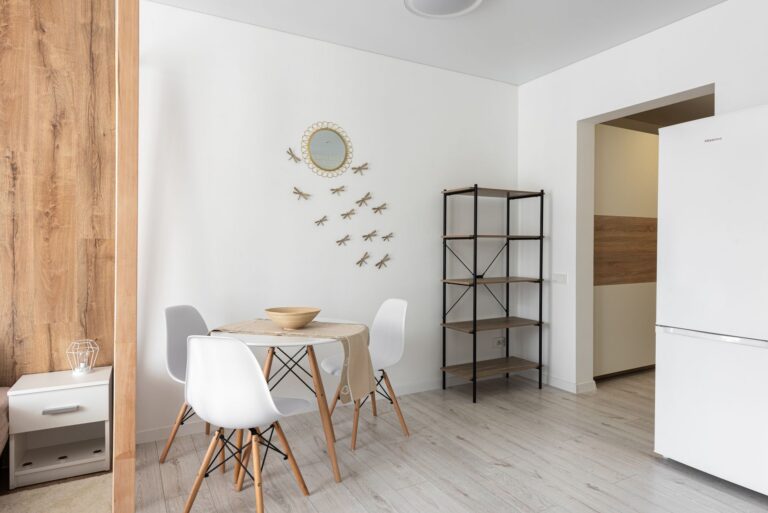 2026-10-11-how-your-living-space-might-be-affecting-your-da-feat